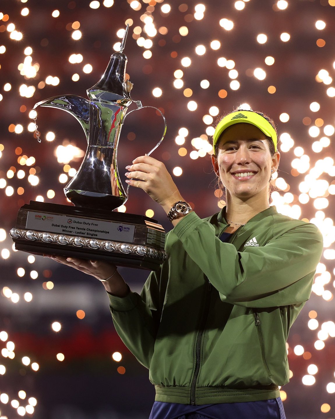  DWG不断突破！，穆古鲁扎连续七场比赛得分超过重返赛场热度持续攀升-开云官网首页