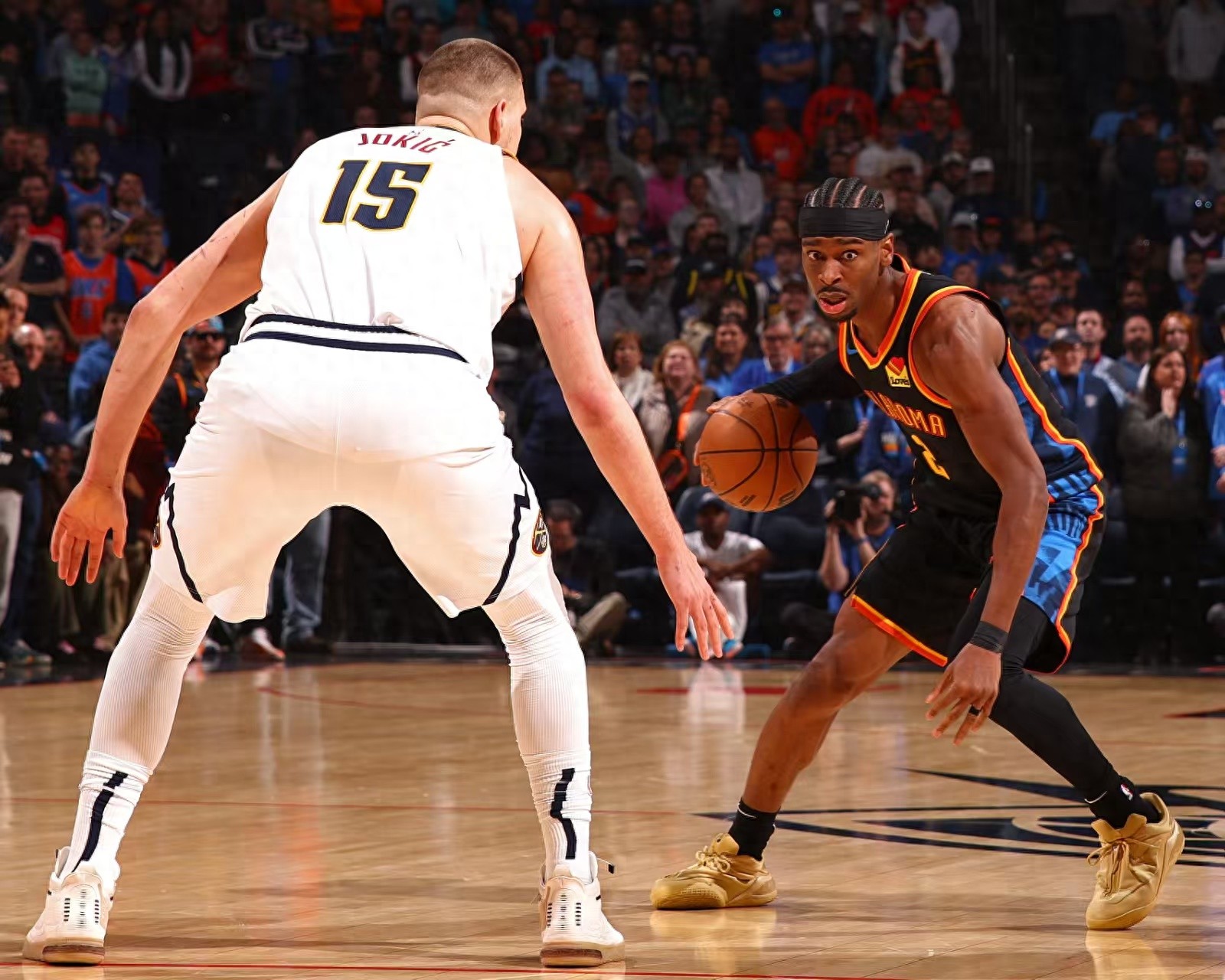 包含赛前欧篮联焦点战，俄克拉荷马雷霆手感冰凉，气氛紧张，轮换策略成焦点的词条-开云首页入口