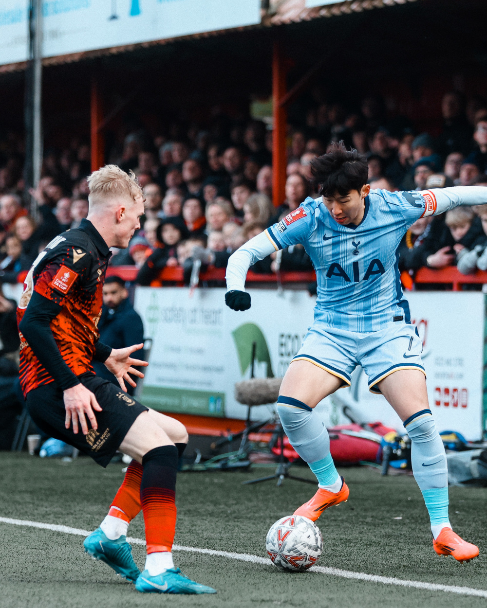 包含转会期布莱顿备战足总杯，官宣签约细节曝光，球迷炸锅，更衣室氛围转暖的词条-开云首页APP